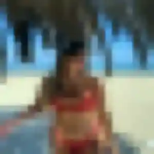 Karine, 21 ans, connectée à Bavay pour une rencontre coquine