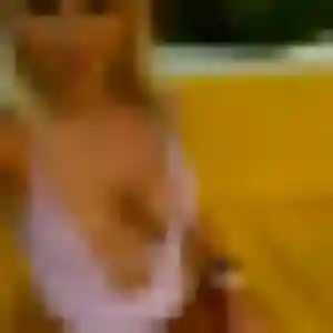 Rejoins Martine, 32 ans à Bois-Colombes gratuitement
