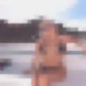Yolande, 36 ans, en ligne à Cambrai pour une rencontre coquine