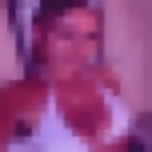 Découvre Lamia, 20 ans à Champagne-sur-Seine en privé