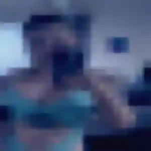 Ulrike, 40 ans, disponible à Étaples pour une rencontre coquine