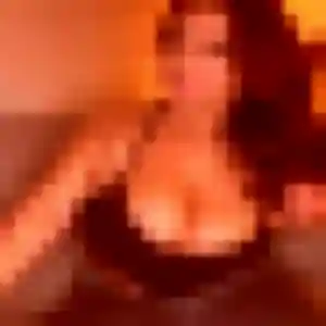 Alicia de Flines-lez-Raches, 19 ans - rencontre sexy sans lendemain