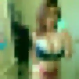 Fabienne, femme de 29 ans propose rencontre sexy à La Madeleine