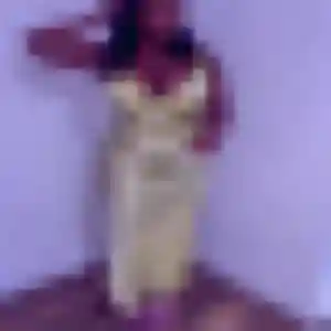 rencontre sexy à Les Lilas : photo de Sara, 43 ans - accès libre