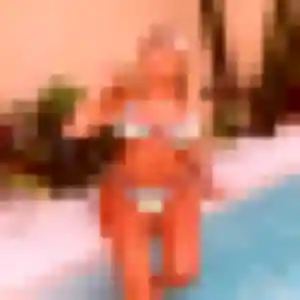 Charline, 21 ans, connectée à Maule pour une rencontre coquine