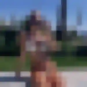 Charmante Wahiba, 26 ans à Moret-Loing-et-Orvanne - voir sa photo
