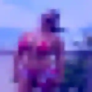 rencontre sexy à Paray-Vieille-Poste : photo de Irina, 21 ans - accès libre