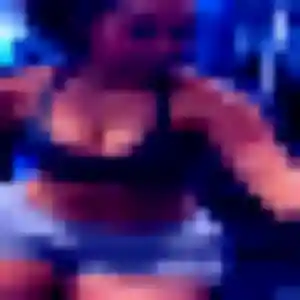 Découvre Theresa, 21 ans à Poissy gratuitement