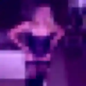 rencontre sexy à Raimbeaucourt : photo de Flore, 32 ans - sans engagement