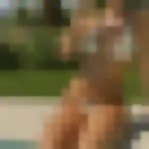 Augustine, 26 ans, connectée à Saint-Leu-la-Forêt pour une rencontre coquine