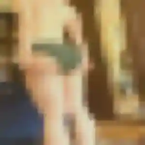Photo sexy de Anne-Marie, 26 ans à Vaux-sur-Seine - rencontre sans lendemain