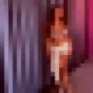 rencontre sexy à Villeneuve-le-Roi : photo de Odile, 32 ans - accès libre