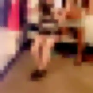 Samira de Villeneuve-le-Roi, 19 ans - rencontre sexy en toute liberté