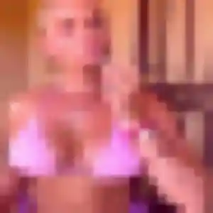 Vanessa (31 ans) à Villeneuve-Saint-Georges propose un rencontre sexy aujourd'hui