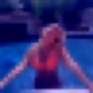 Découvre Alexandra, 21 ans à Viroflay gratuitement